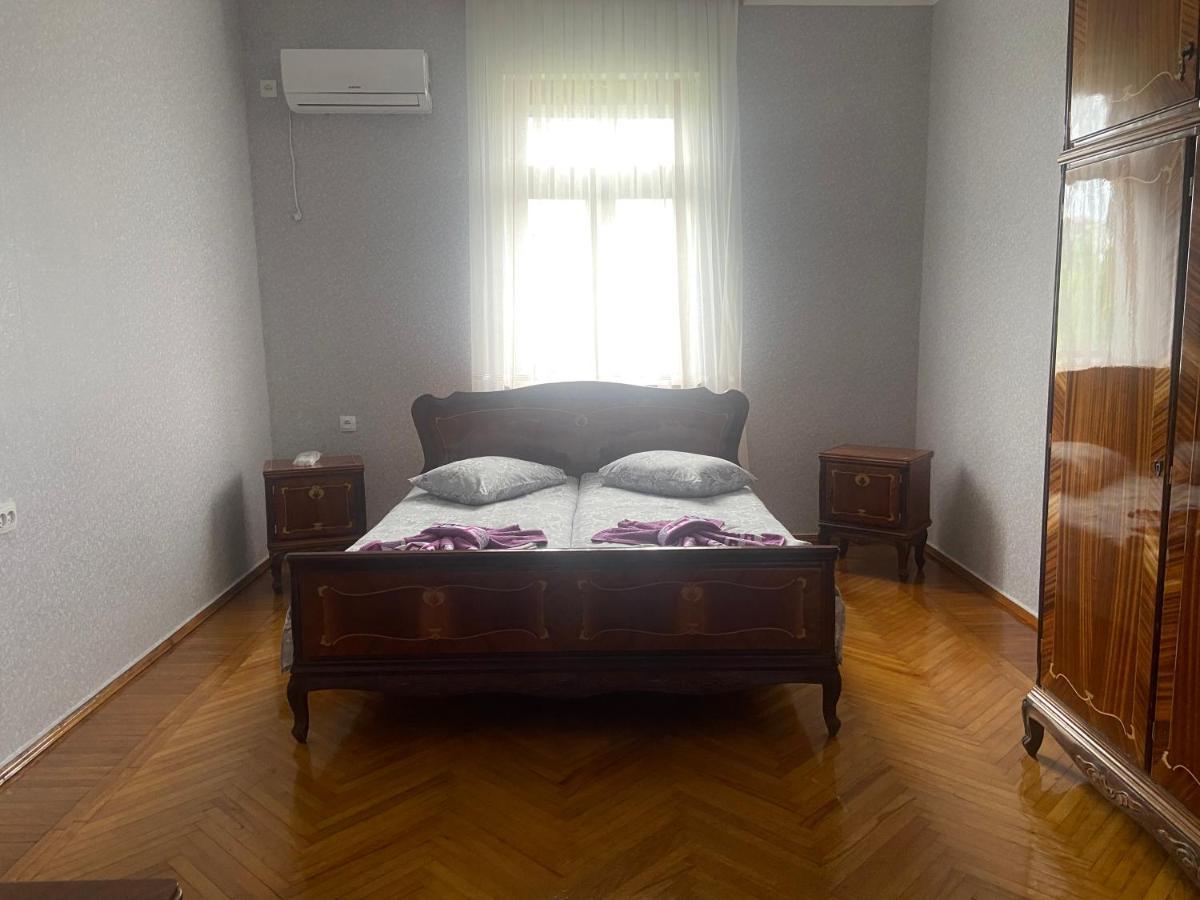 Luka Family Guest House Batumi Eksteriør bilde