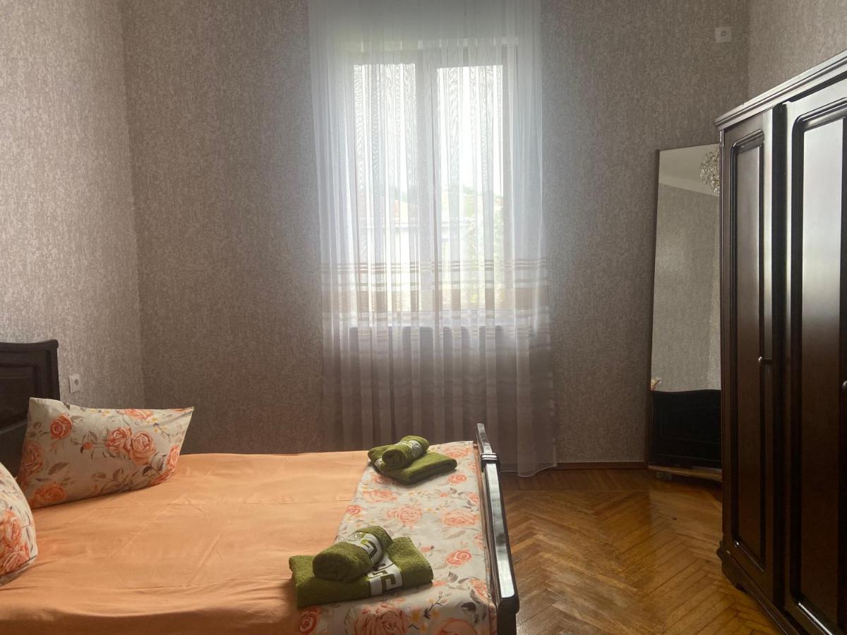 Luka Family Guest House Batumi Eksteriør bilde